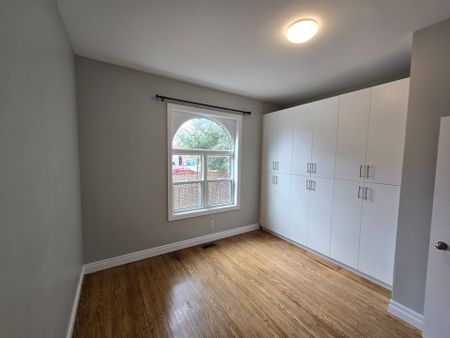 For Lease - 18 Childers Street Unit# MAIN, London East, Ontario - Photo 4