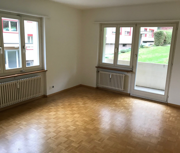 GROSSZÜGIGE WOHNUNG IN RUHIGEM QUARTIER - Photo 1