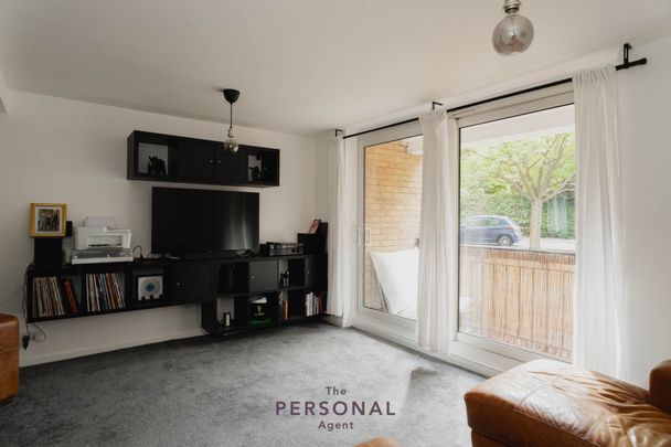 Mulgrave Road, Sutton - Photo 1