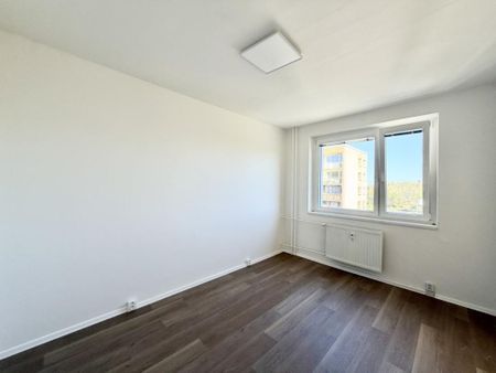Pronájem bytu 3+1 74 m2 - Фото 3