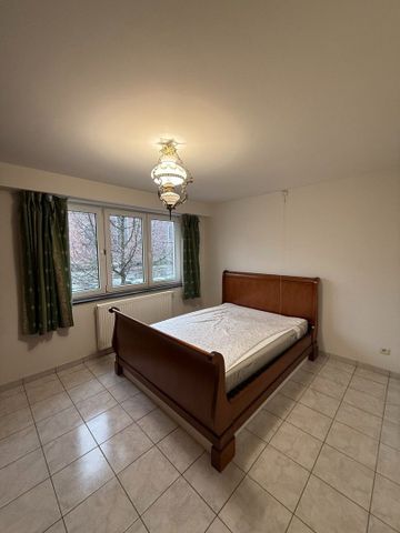 Ruim & instapklaar appartement met 1 slaapkamer pal in het centrum van Diepenbeek. - Photo 4