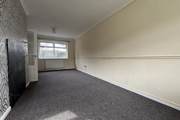 Corfe Close - Photo 1