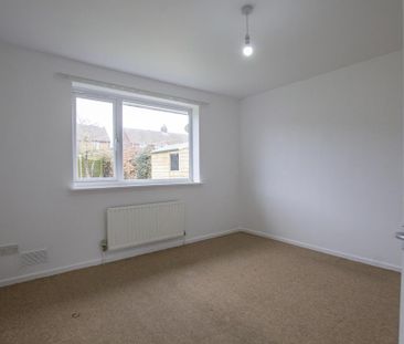 2 bedroom bungalow to rent - Photo 1