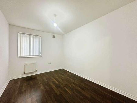 Old Market Street, Blackley, Manchester, M9 - Photo 3