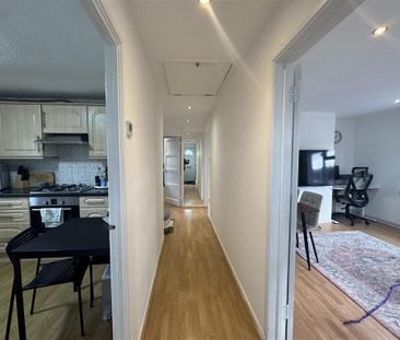 2 bedroom maisonette to rent - Photo 2