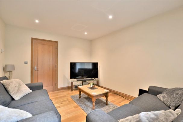 Gillsmans Hill, St Leonards-on-Sea, East Sussex - Photo 1