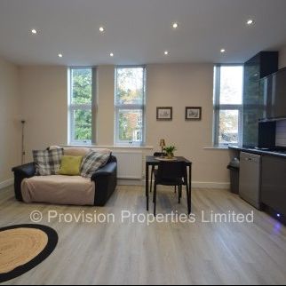 1 bedroom flats in Leeds - Photo 1