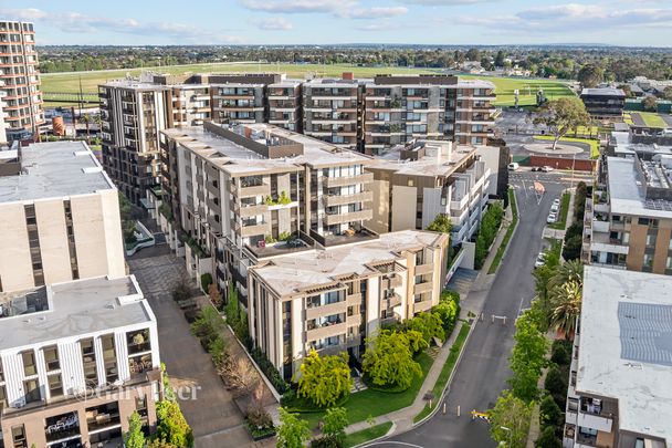 601 / 1 Village Mews, Caulfield North - Photo 1