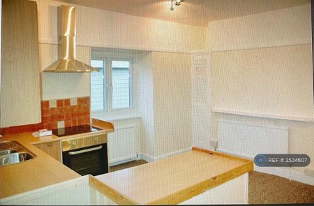 1 bedroom flat to rent - Photo 2
