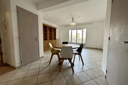 À LOUER – MARSEILLE 6ème – VAUBAN - Photo 4