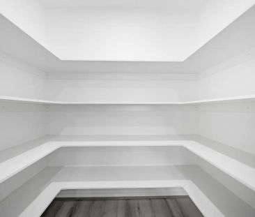 “Modern Comfort in Prime Truganina Location” - Photo 2