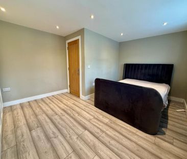 4 Bedroom Semi Detached To Let - Photo 6