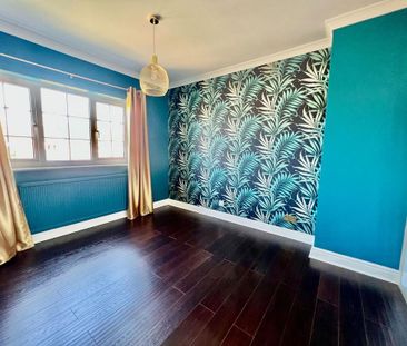 3 bedroom link detached house to rent - Photo 3