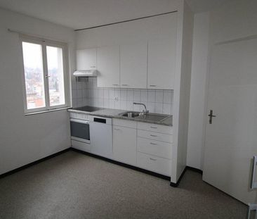 Hübsche Wohnung mit Sicht zur Stadt.... - Foto 3