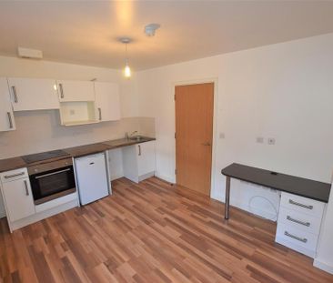 1 bedroom flat to rent - Photo 3