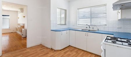 4/16 Golflands Terrace, Glenelg North SA 5045 - House For Rent | Domain - Photo 4