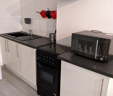 Location Appartement 1 pièce 30m² ISSOUDUN 36100 - Photo 3