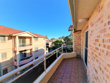 SECURITY AND SPACIOUS TWO BEDROOM UNIT - UPGRADED - Photo 2