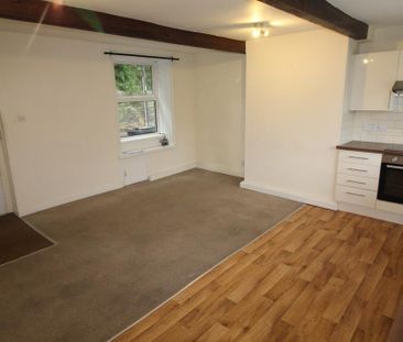 3 bedroom end of terrace house to rent - Photo 4