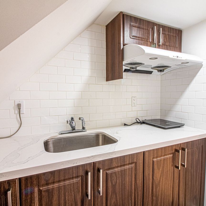 For Lease - 143 Nahanni Drive Unit# Basement Apartment, Richmond Hill, Ontario - Photo 1