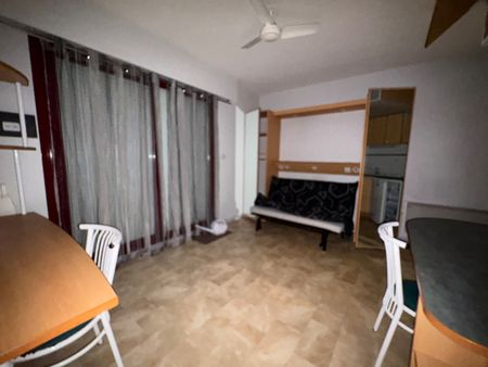 Location Appartement 1 pièce 22m² - Photo 5