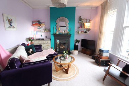 3 bedroom apartment to rent - Photo 2