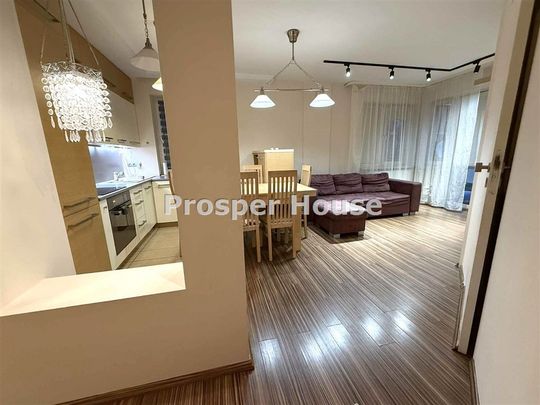 Warszawa, Bemowo, Bemowo/ Fort Bema, Obrońców Tobruku, os. Leśne obok parku - Zdjęcie 1