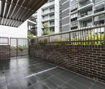 H7133/19 Amalfi Drive, Wentworth Point - Photo 6