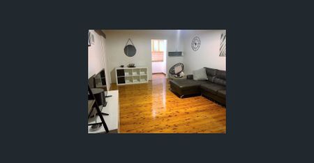 Partially Furnished 2 Bedroom Unit By The Beach! - Photo 2