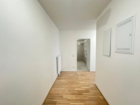 Modernes Wohnen in Brigittenau - 4-Zimmer-DG-Wohnung mit drei Freiflächen - Photo 2