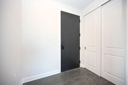 For Lease - 3200 William Coltson Avenue Unit# 1401, Oakville, Ontario - Photo 2