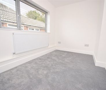 105, Moseley Wood Drive, Leeds, West Yorkshire, LS16 7HD - Photo 5