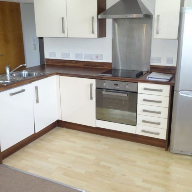 Philadelphia House, Cross Bedford Street, S6 3BS - Photo 1