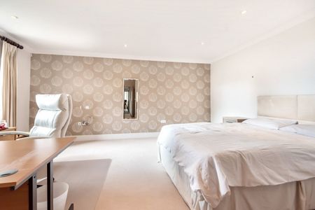 Packhorse Road, Gerrards Cross,SL9 - Photo 3