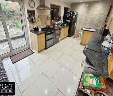 Lister Close, Walsall, WS2 - Photo 3