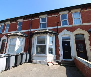 Ground floor flat to rent - Photo 3
