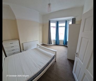 3 Bed Terraced House, Ashbourne Road, L17 - Photo 2