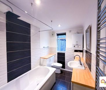 3 bedroom terraced house to rent - Photo 5