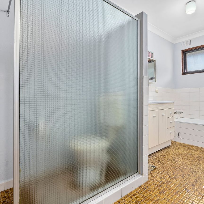 CAN'T BEAT THE LOCATION! - Photo 1