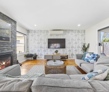 253 Dowling Street, Wendouree - Photo 3