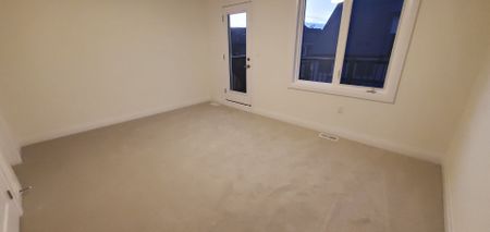 For Lease - 18 Kings hill Drive, Brampton, Ontario - Photo 4