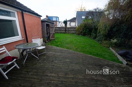 Malmesbury Park Road, Charminster, BH8 - Photo 2