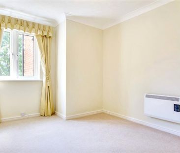 2 bedroom retirement property to rent - Photo 1