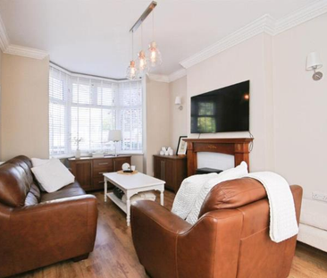 3 bedroom property to rent - Photo 2