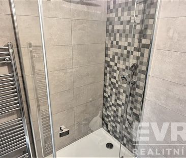 Pronájem bytu 2+1 67 m², Ant. Dvořáka 837, Vrchlabí - Photo 3