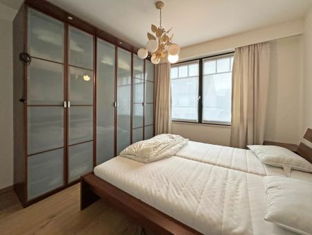 Luxueus appartement op de eerste verdieping op rustige centrumlocatie te 's Gravenwezel. - Foto 2