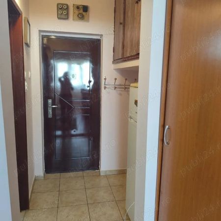 Dristor fix la metrou etaj 9 - Fotografie 4