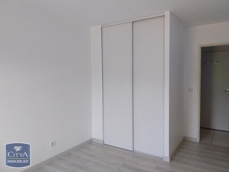Location Appartement 2 pièces 47m² LUCON 85400 - Photo 2