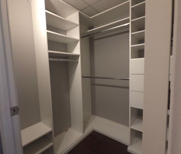 For Lease - 5 Valhalla Inn Road Unit# 3404, Toronto, Ontario - Photo 4