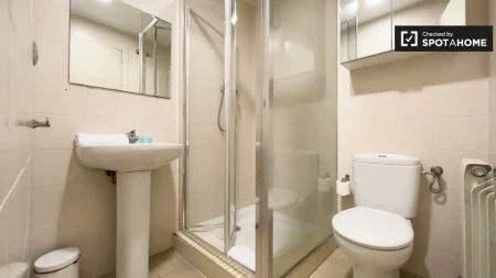 Piso de alquiler en Sants - Photo 4